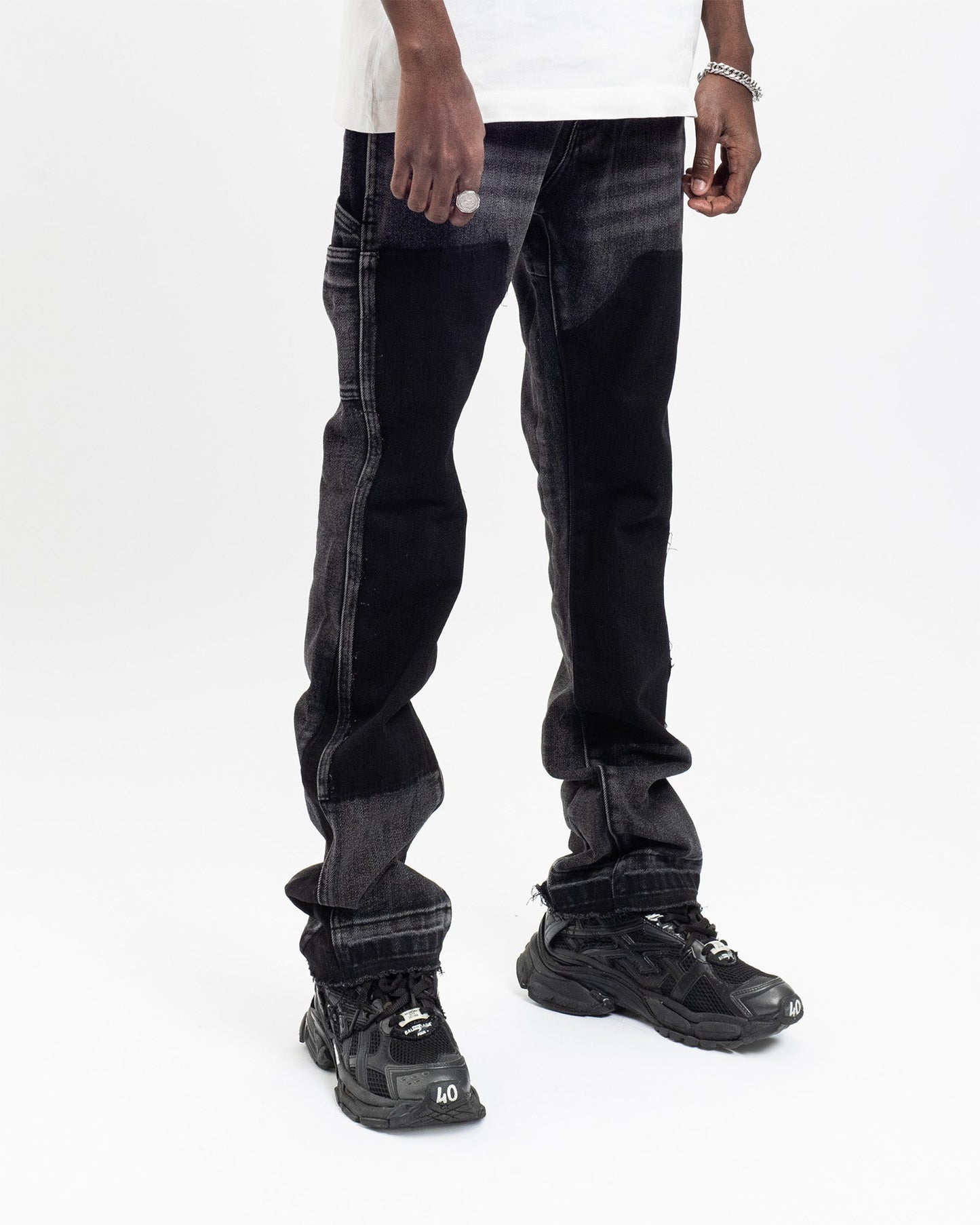 ROCKET BLACK FLARE DENIM